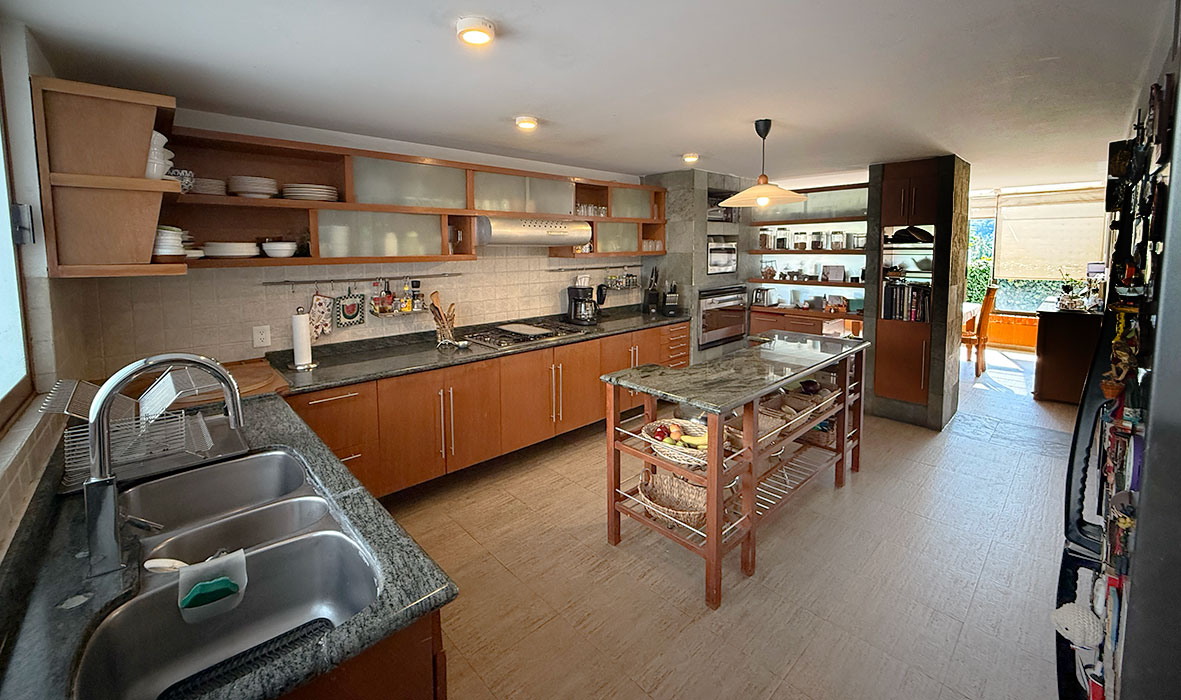 80 BOSQUE DE TARANGO, ALVARO OBREGON, Ciudad de México, 3 Habitaciones Habitaciones, ,3 BathroomsBathrooms,Casa,En Venta,BOSQUE DE TARANGO,3,1072