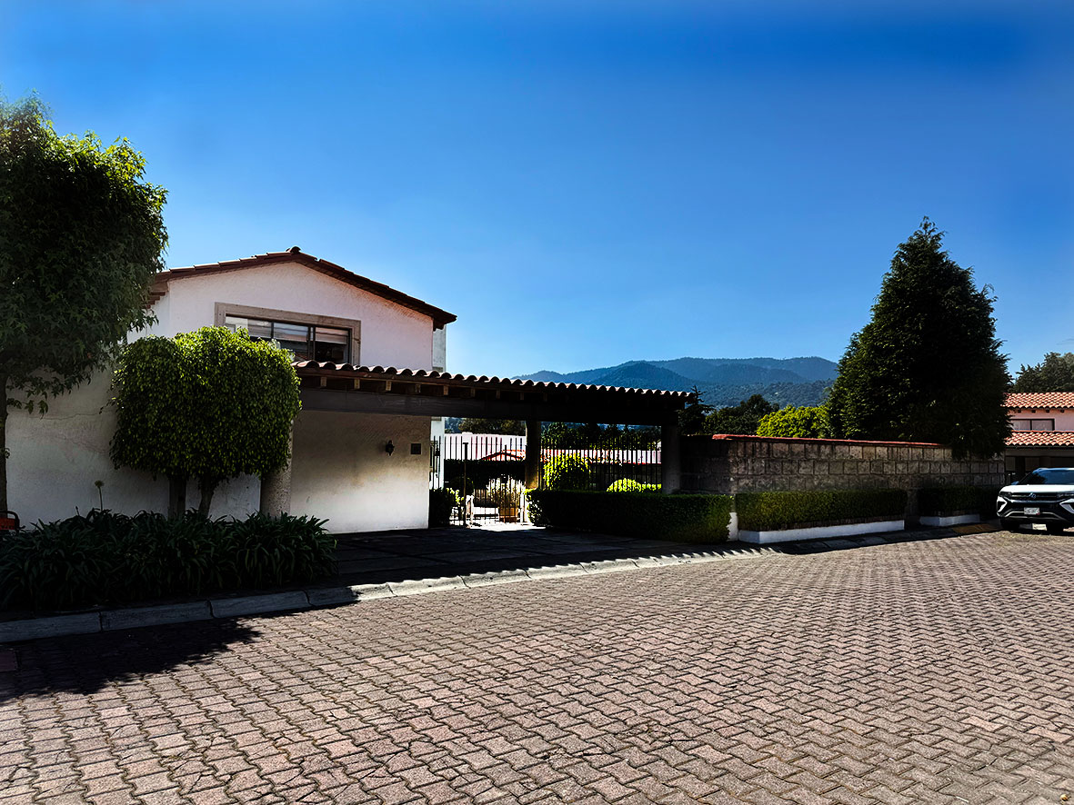 80 BOSQUE DE TARANGO, ALVARO OBREGON, Ciudad de México, 3 Habitaciones Habitaciones, ,3 BathroomsBathrooms,Casa,En Venta,BOSQUE DE TARANGO,3,1072